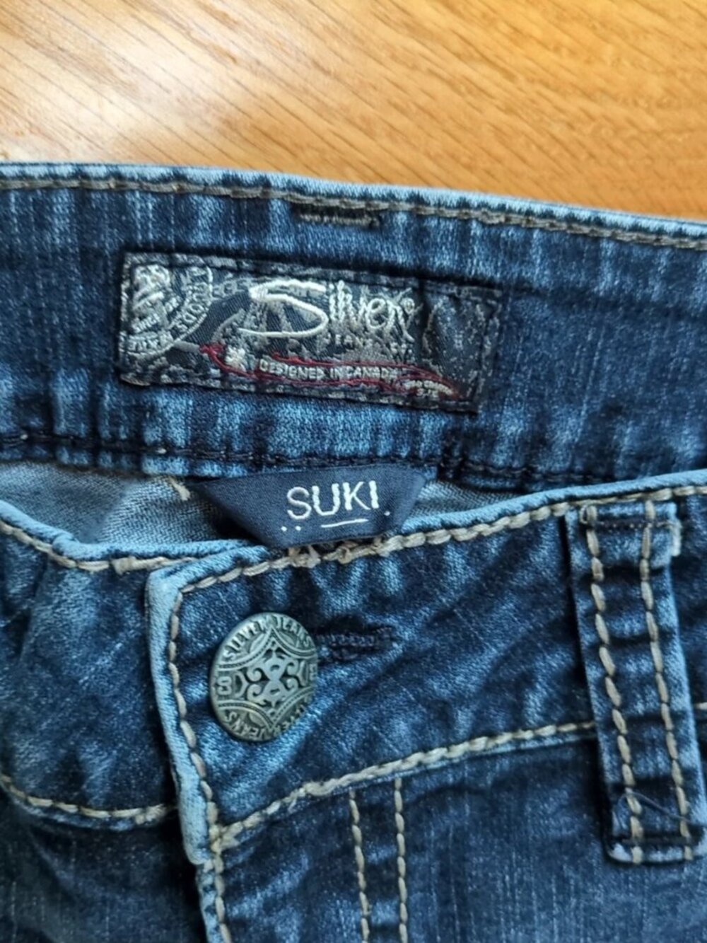 Silver Suki Women’s W34xL25 Flared Ankle Jeans Medium Wash Mid Rise - Picture 3 of 12